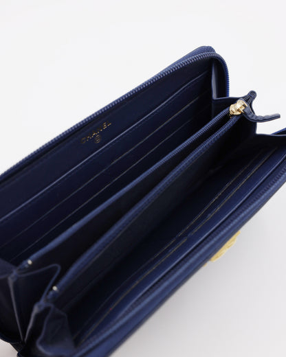 CHANEL Boy Wallet dunkelblau GHW