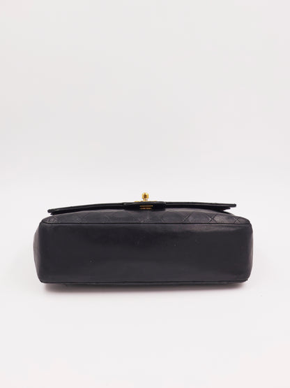 CHANEL Timeless Double Flap medium schwarz GHW, schwarze Designerhandtasche second hand