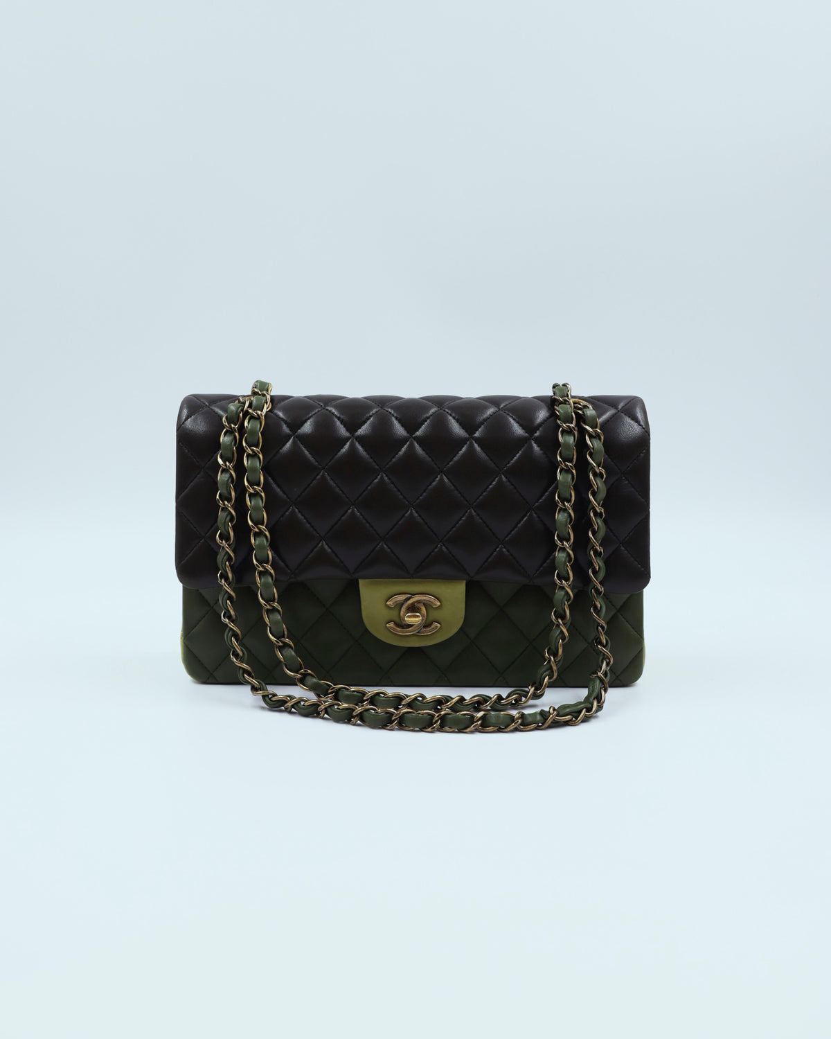 CHANEL Timeless Double Flap Medium Grün GHW gesteppte Designerhandtasche mit Kettenriemen