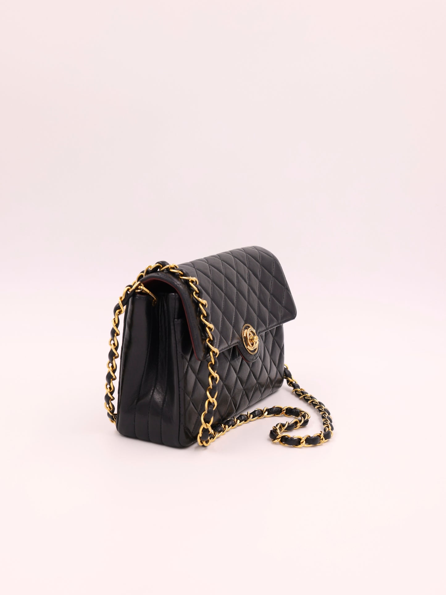 CHANEL Single Flap Lammleder schwarz GHW