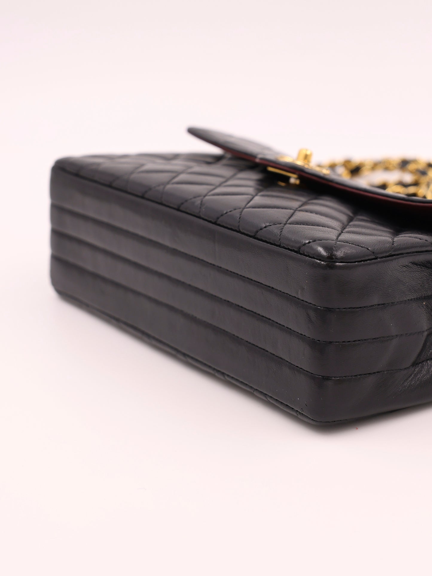 CHANEL Single Flap Lammleder schwarz GHW