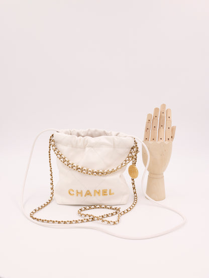 Chanel 22 Mini Leder weiß GHW