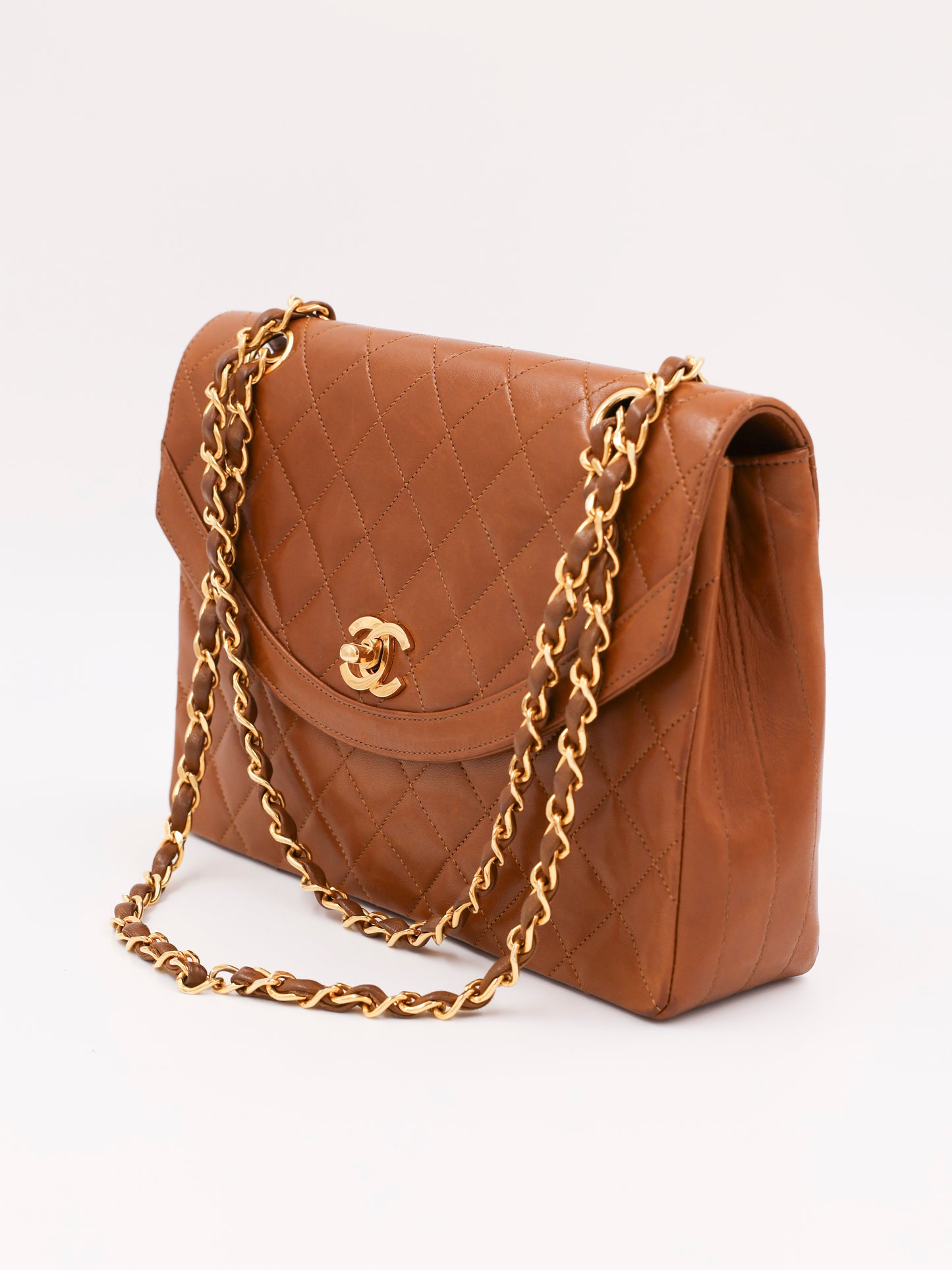 CHANEL Halfmoon Single Flap cognac GHW