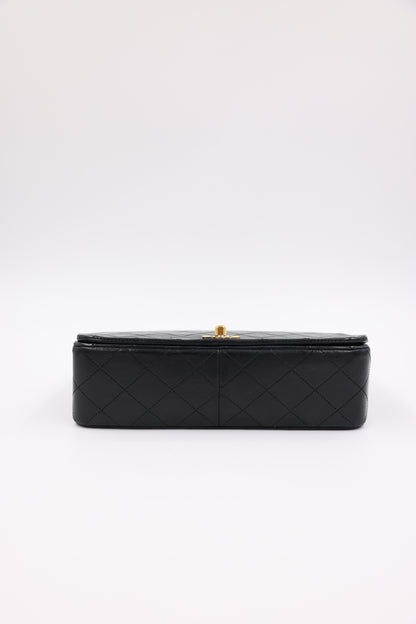 CHANEL Full Flap Lammleder schwarz GHW