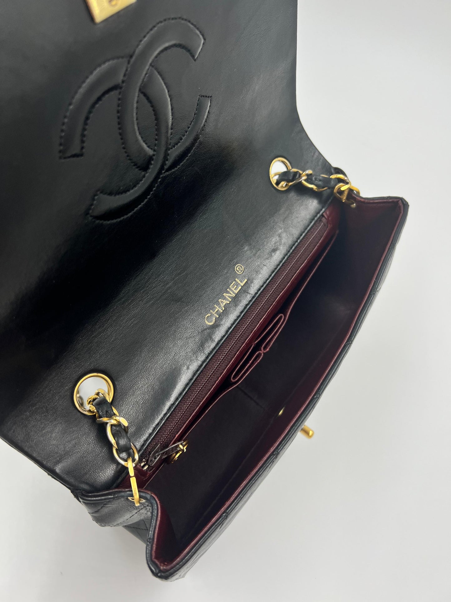 CHANEL Full Flap Lammleder schwarz GHW