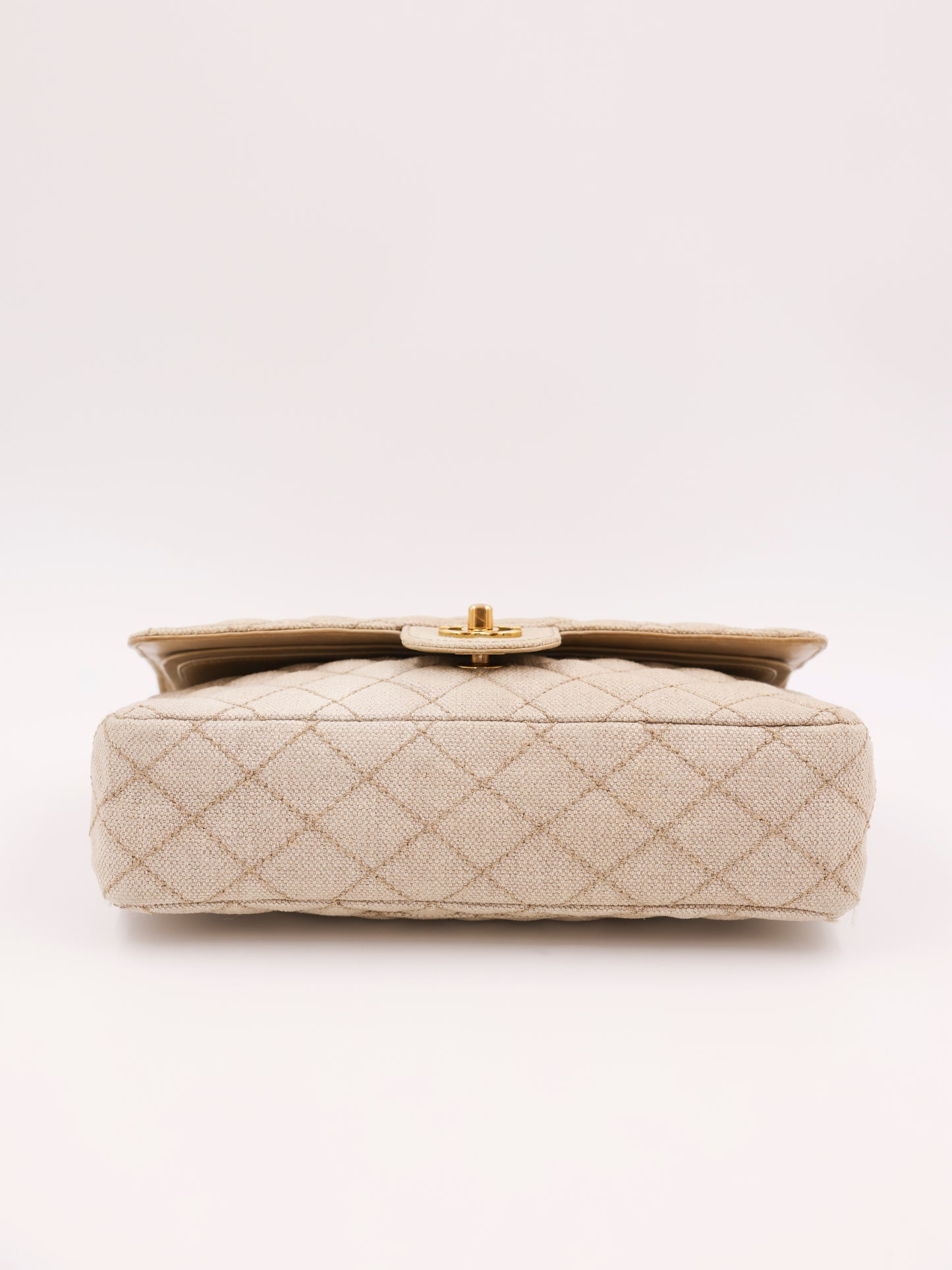 CHANEL Timeless Double Flap medium beige GHW