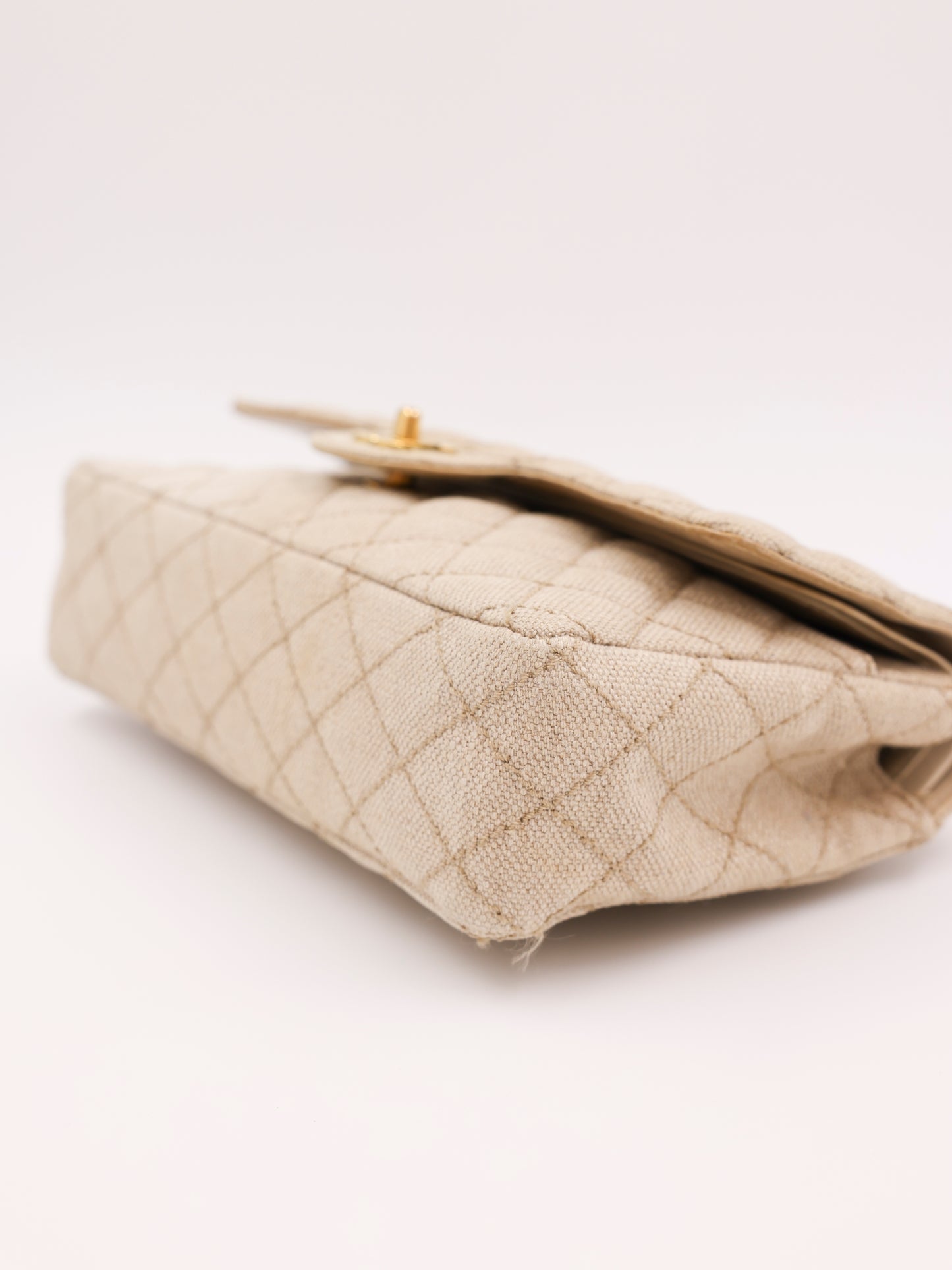 CHANEL Timeless Double Flap medium beige GHW