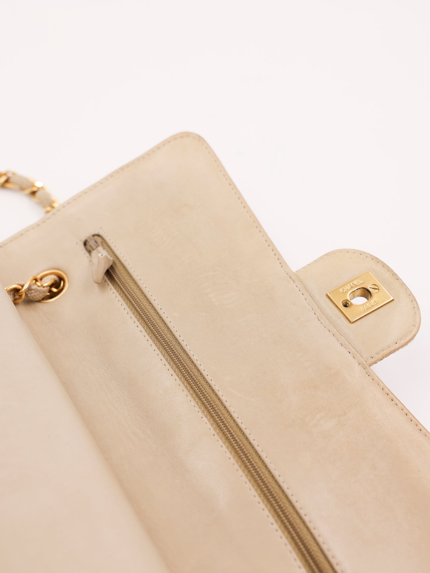 CHANEL Timeless Double Flap medium beige GHW