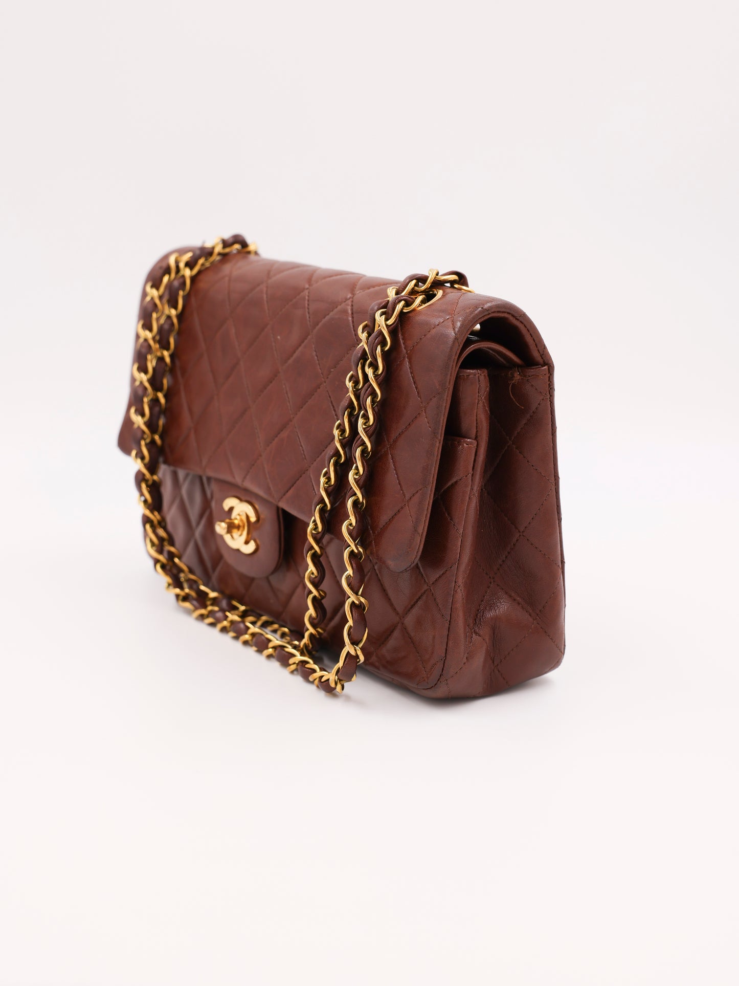 CHANEL Timeless Double Flap medium Schoko GHW