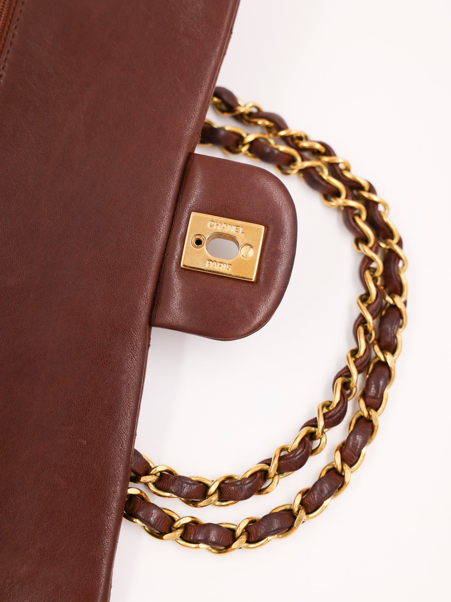 CHANEL Timeless Double Flap medium Schoko GHW