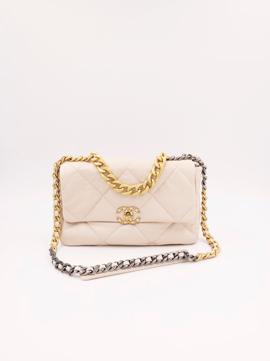 CHANEL 19 Jumbo Ziegenleder creme