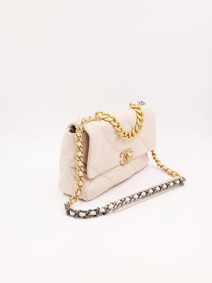 CHANEL 19 Jumbo Ziegenleder creme