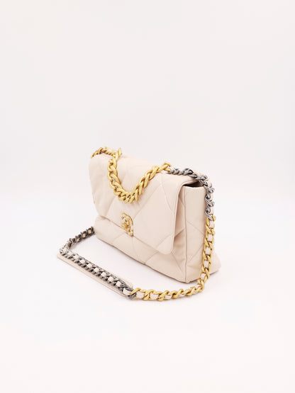 CHANEL 19 Jumbo Ziegenleder creme