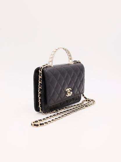 CHANEL Wallet on Chain Pearls Top Handle Lammleder schwarz