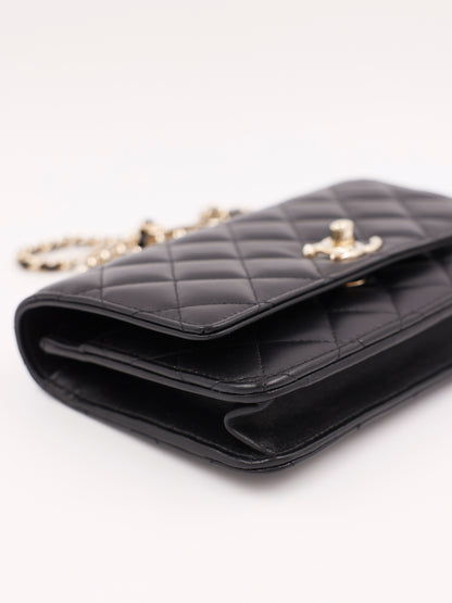 CHANEL Wallet on Chain Pearls Top Handle Lammleder schwarz