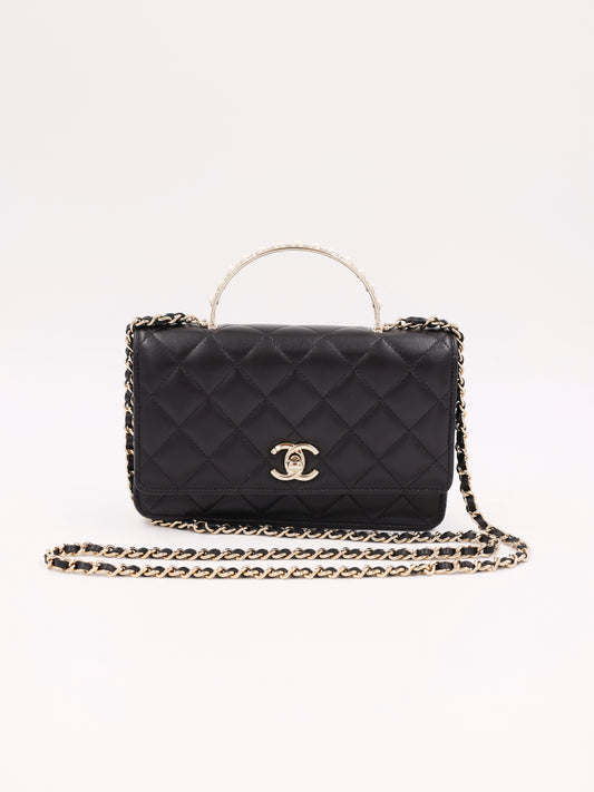 CHANEL Wallet on Chain Pearls Top Handle Lammleder schwarz