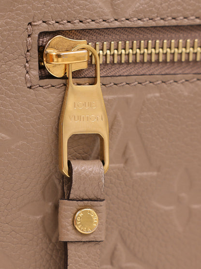 LOUIS VUITTON Pochette Metis Monogram Empreinte Tourterelle inkl. Tuch
