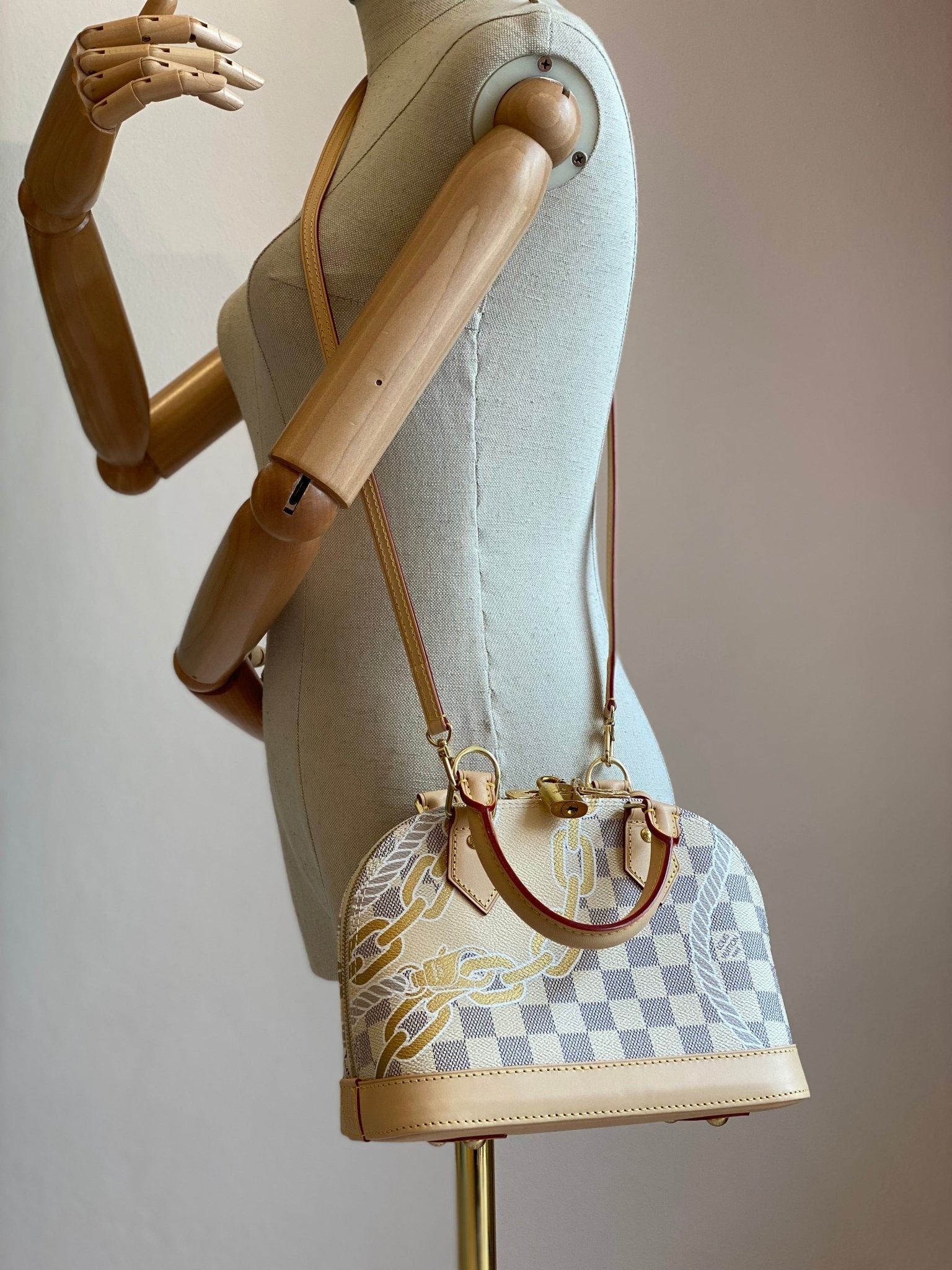 LOUIS VUITTON Alma BB Nautical Damier azur - Clutch & Macarons - Chip - Clutch & Macarons - 