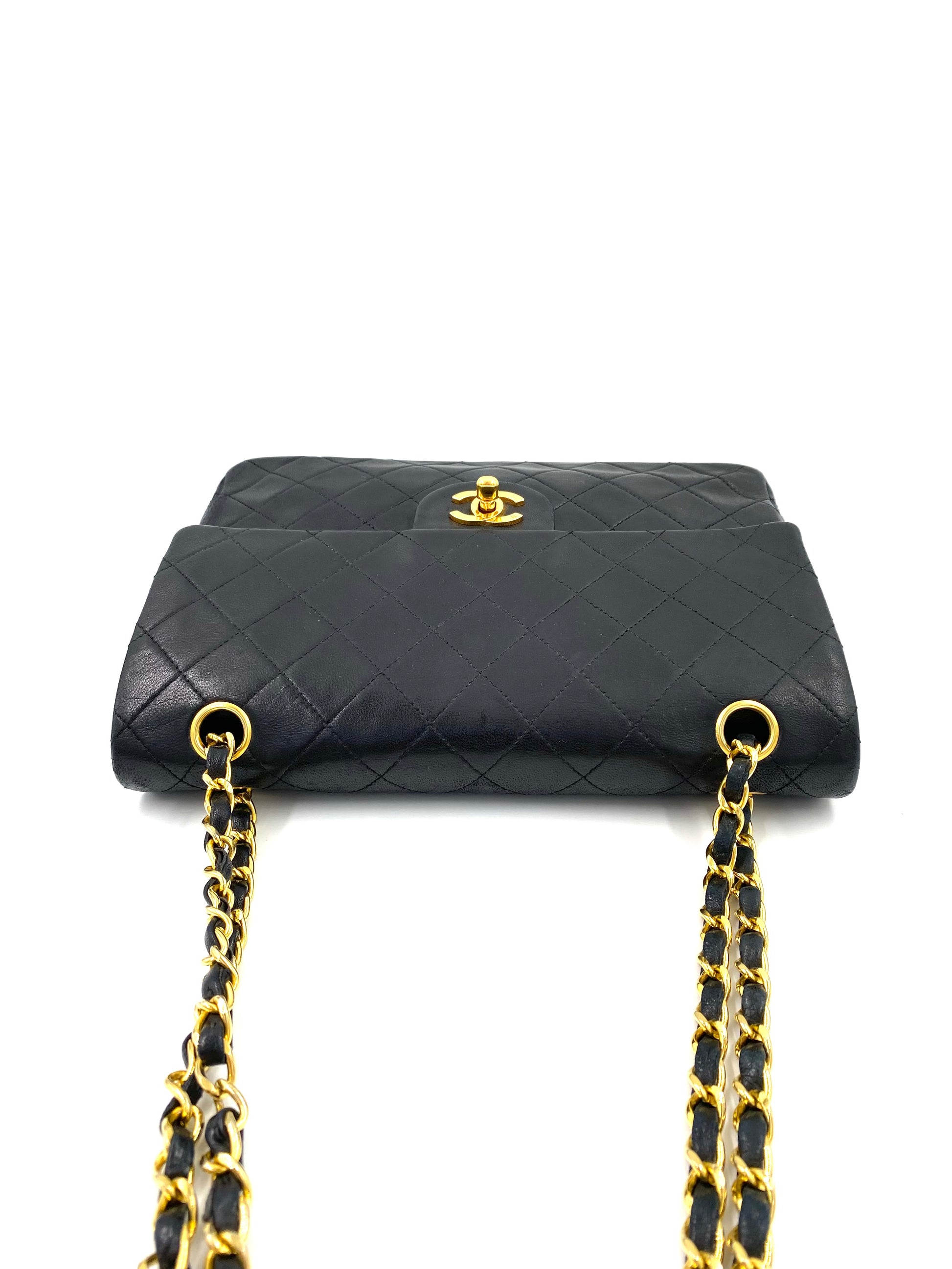 CHANEL Timeless Double Flap Bag medium schwarz Lammleder