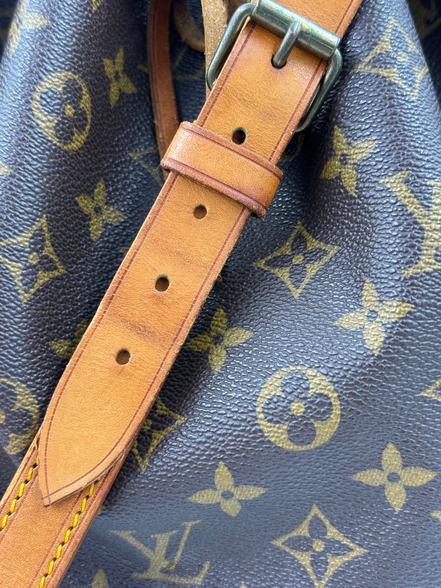 LOUIS VUITTON Sac Noe grande Monogram Canvas