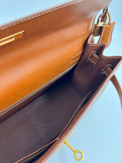 HERMÈS Kelly 32 cognac GHW