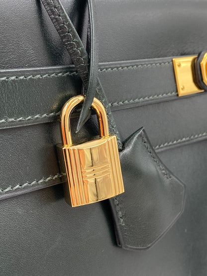 HERMÈS Kelly 32 Sellier dark green Boxkalbsleder mit gold Hardware