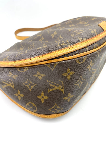 LOUIS VUITTON Menilmontant MM Monogram Cavnas - Clutch & Macarons - DU3171 - Clutch & Macarons - 