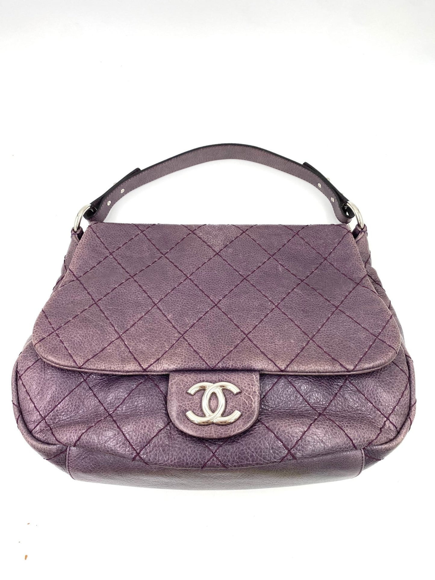 CHANEL Single Flap Bag "On the road" XL violett - Clutch & Macarons - 13347914 - Clutch & Macarons - 