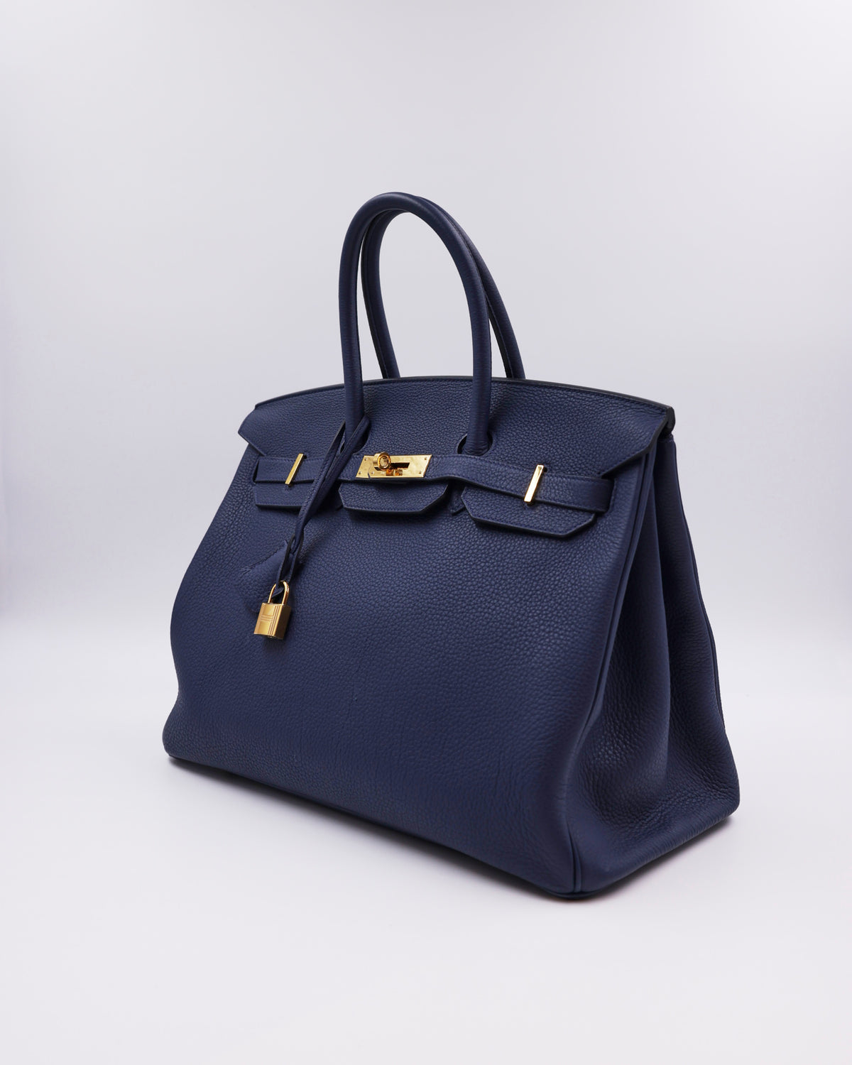 HERMÈS Birkin 35 Togo Blue Navy GHW in Marineblau mit goldfarbenen Beschlägen