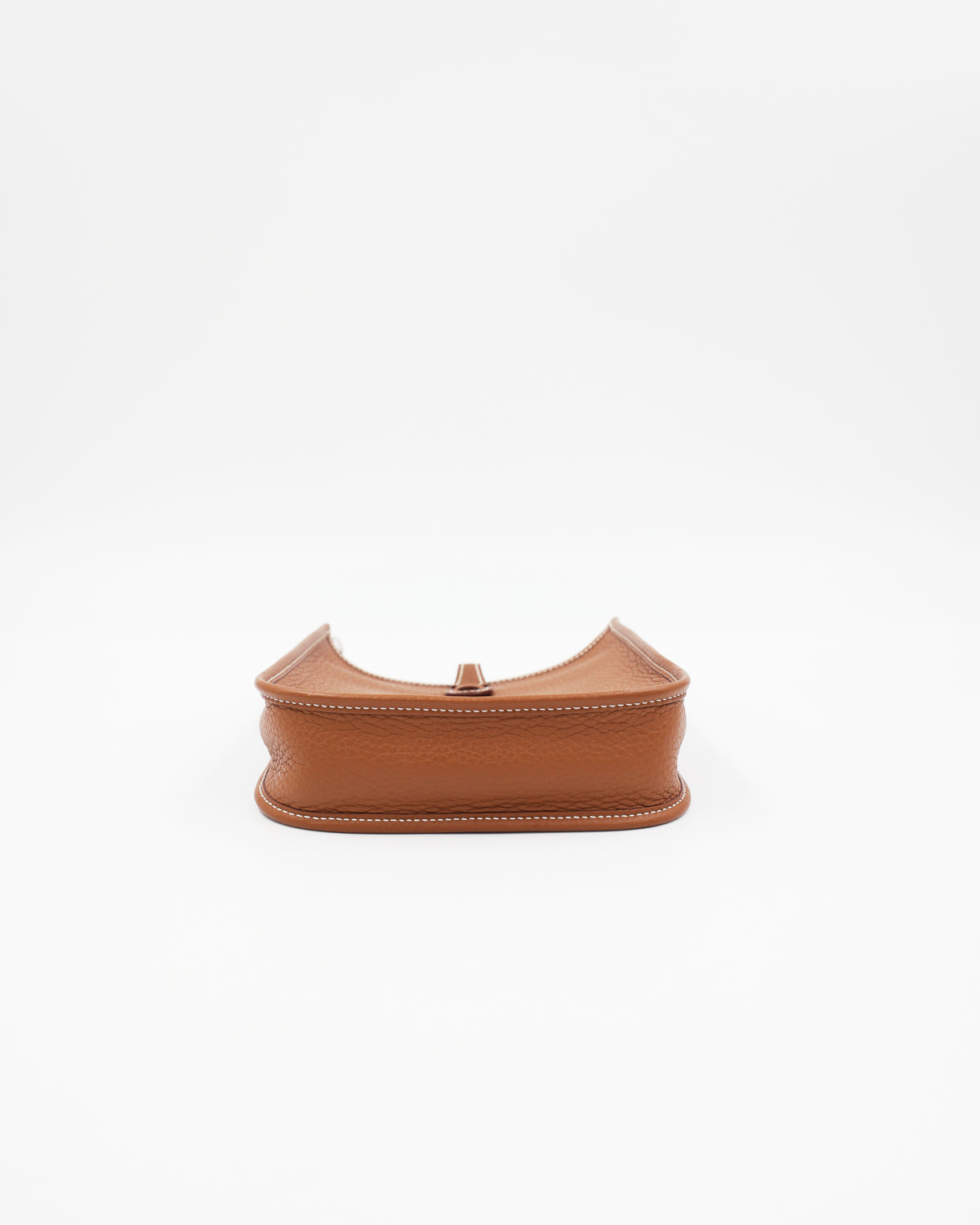 HERMÈS Evelyne 16 Clemence gold PHW, braune Secondhand-Designerhandtasche