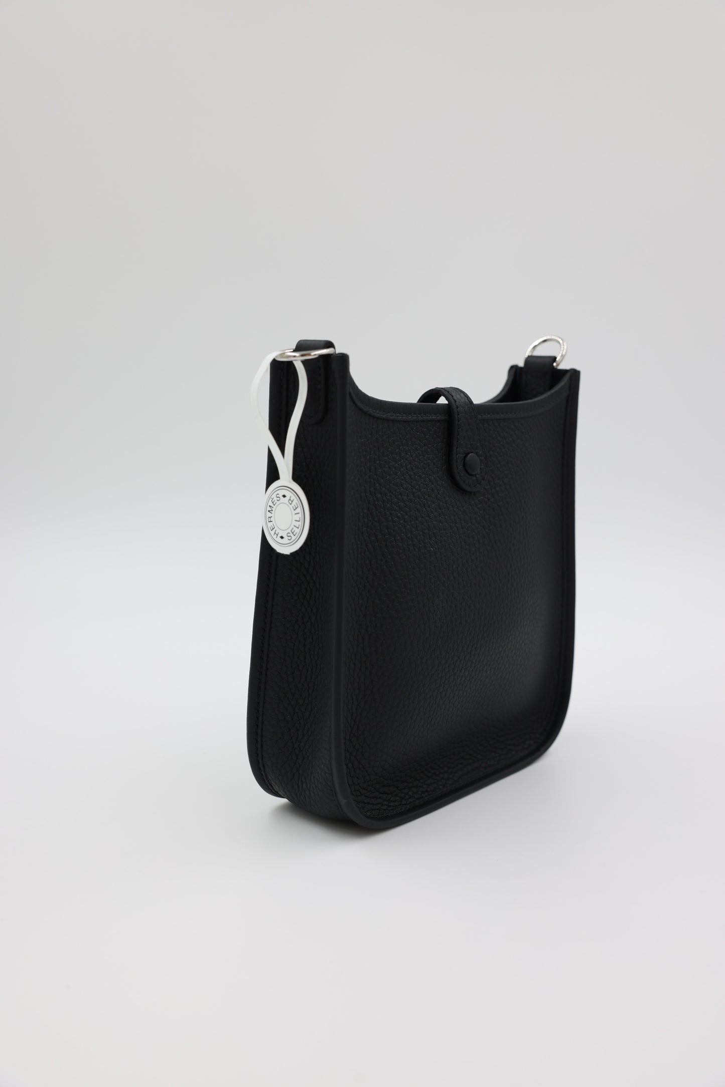 HERMÈS Evelyne 16 Noir PHW