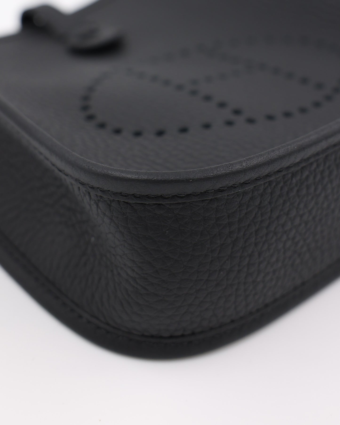 HERMÈS Evelyne 16 Noir PHW