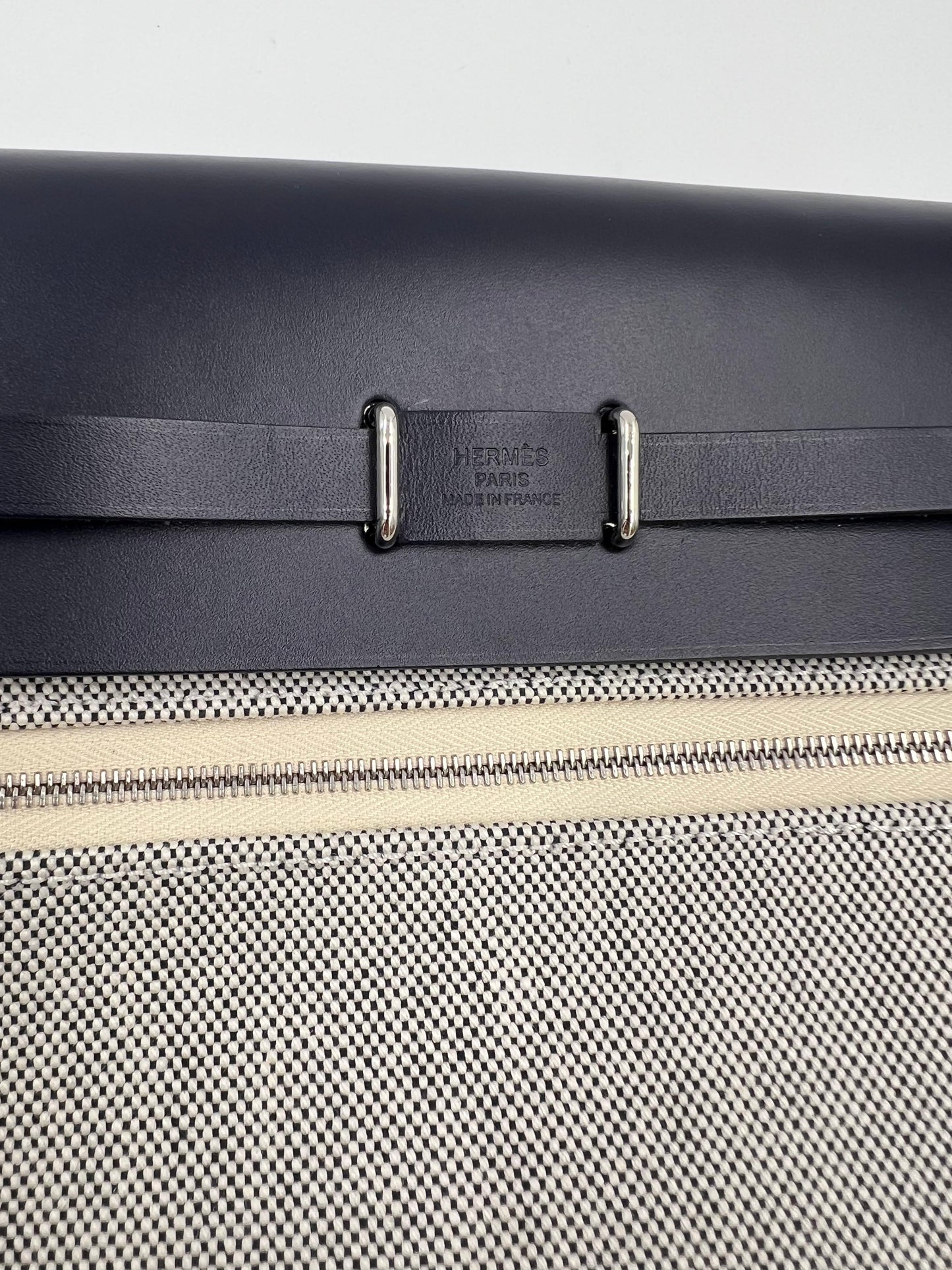 HERMÈS Herbag 20 navy SHW