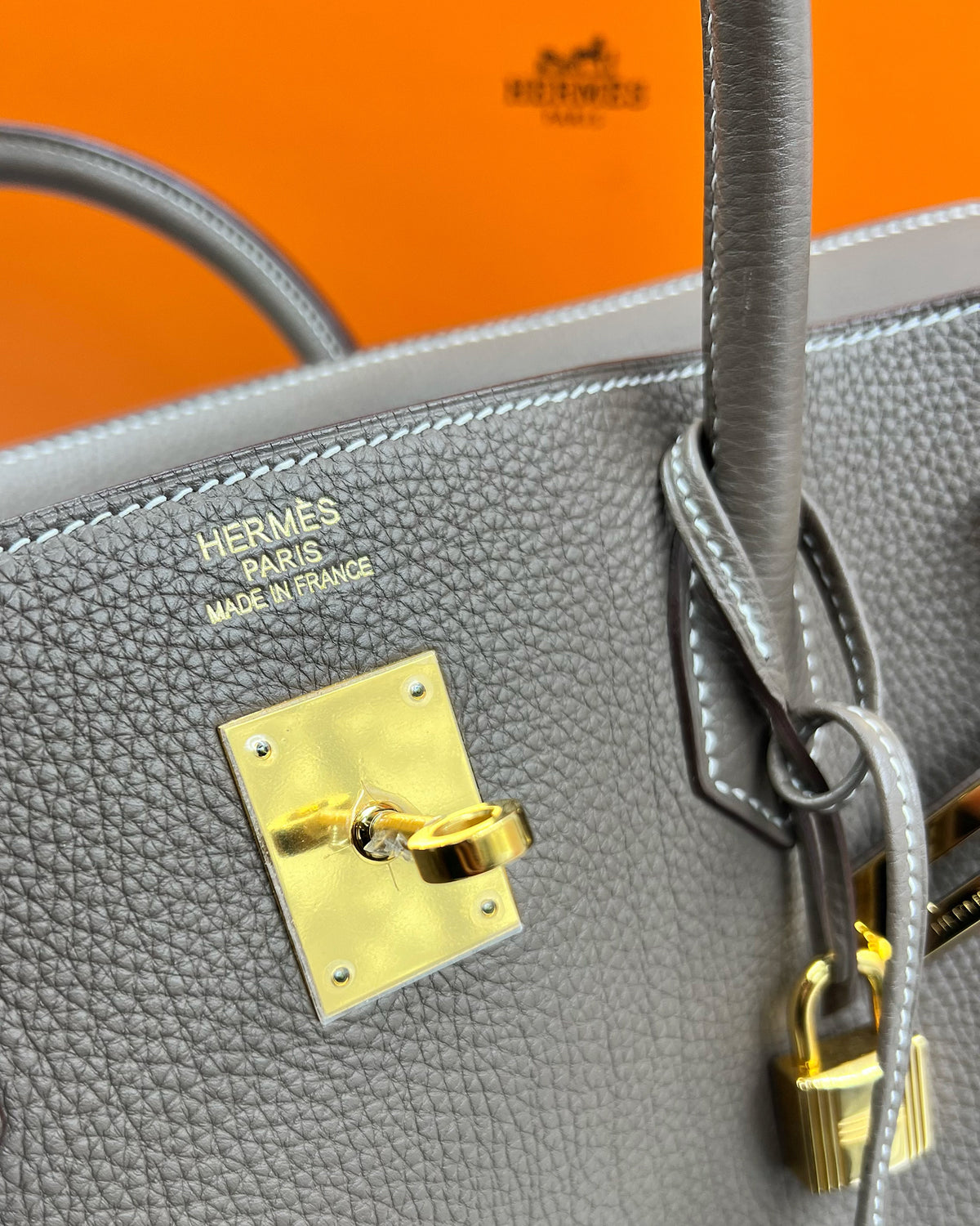 HERMÈS Birkin 40 Togo Etoupe GHW