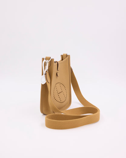 HERMÈS Evelyne 16 Biscuit PHW, beigefarbene Designerhandtasche aus Leder mit Schulterriemen