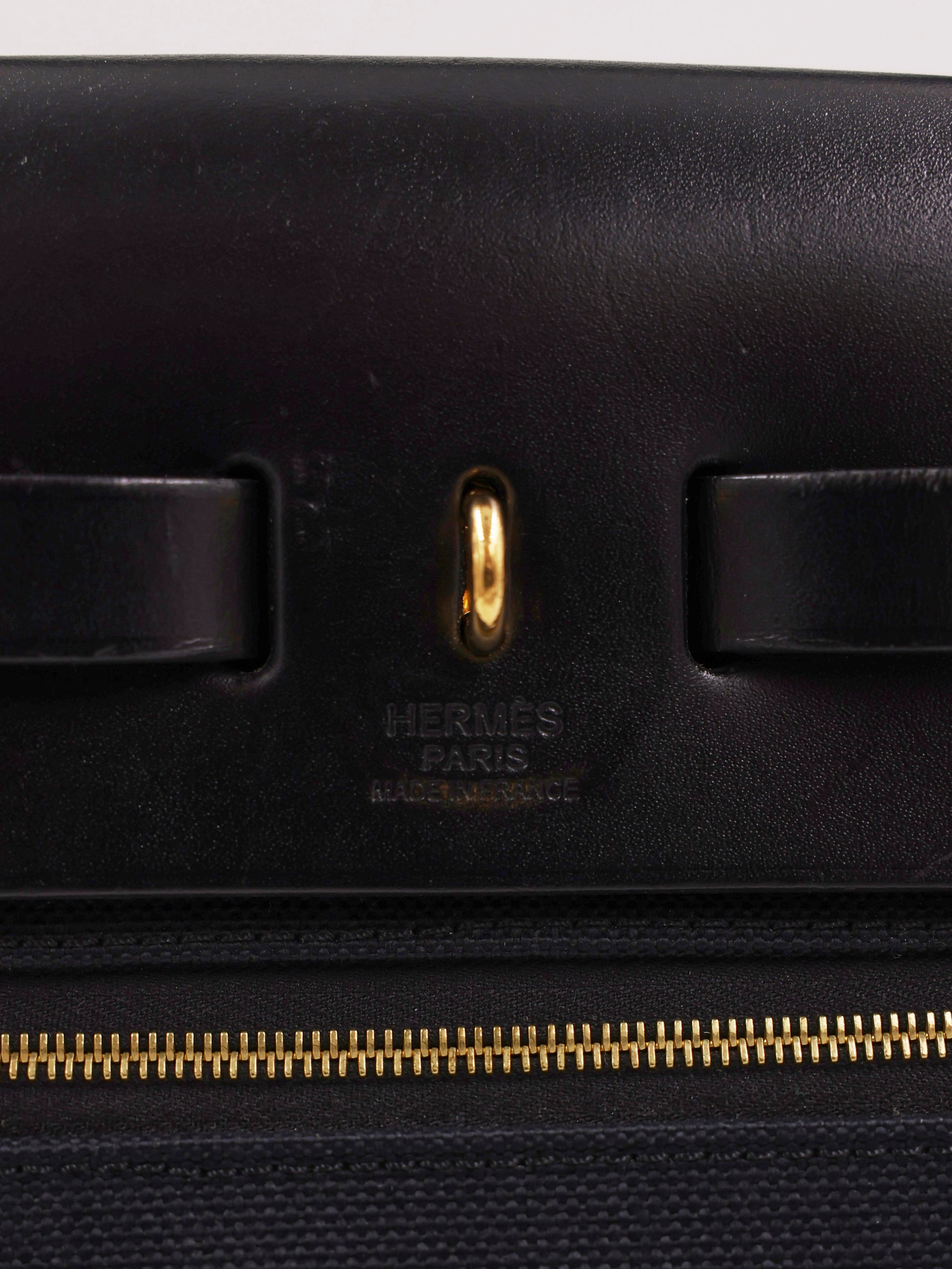 HERMÈS Herbag 31 Zip schwarz GHW mit goldfarbenem Verschluss und Reißverschluss