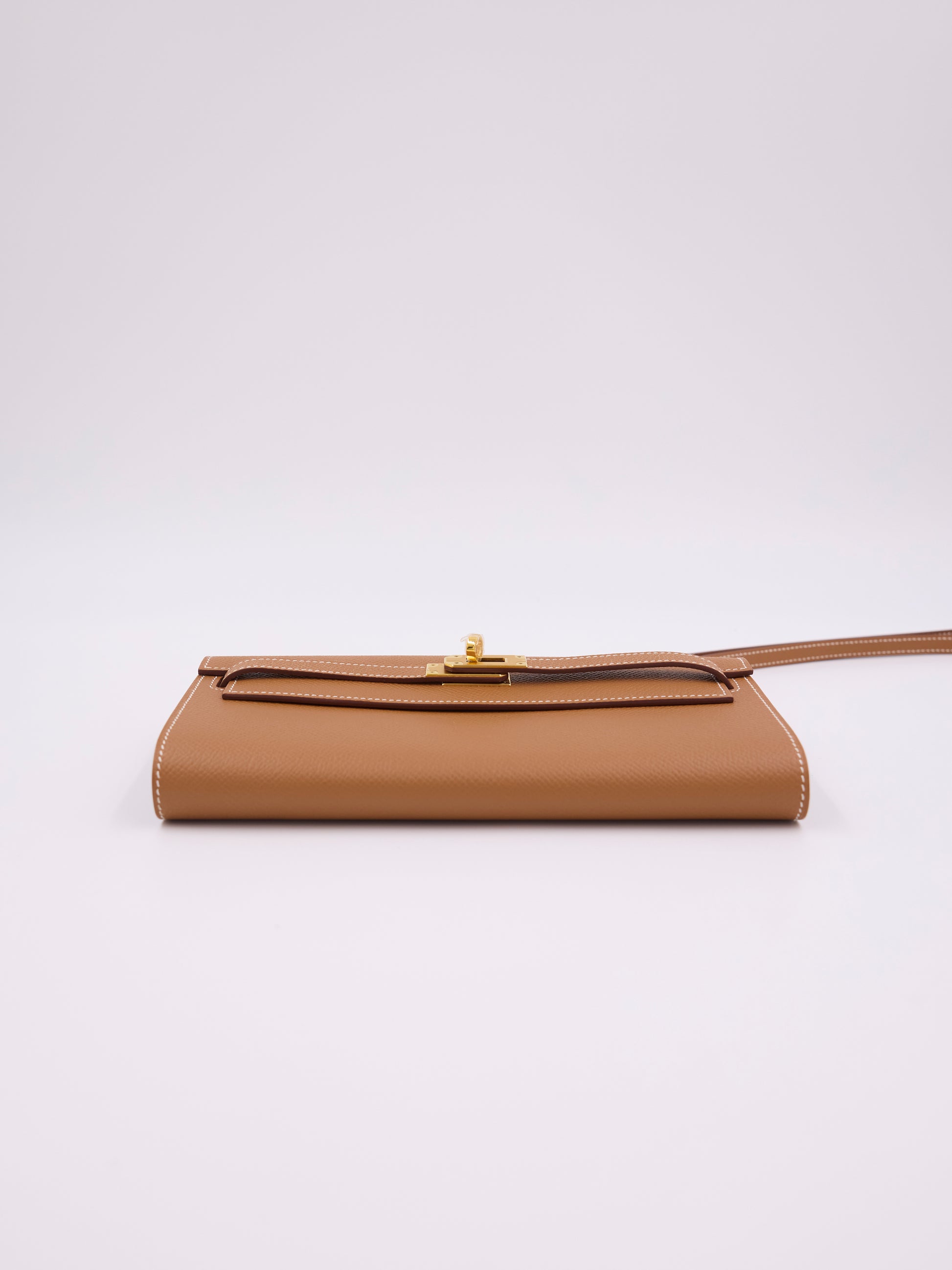 Hermès Kelly to Go Epsom Gold GHW braune Designerhandtasche mit goldfarbenem Verschluss