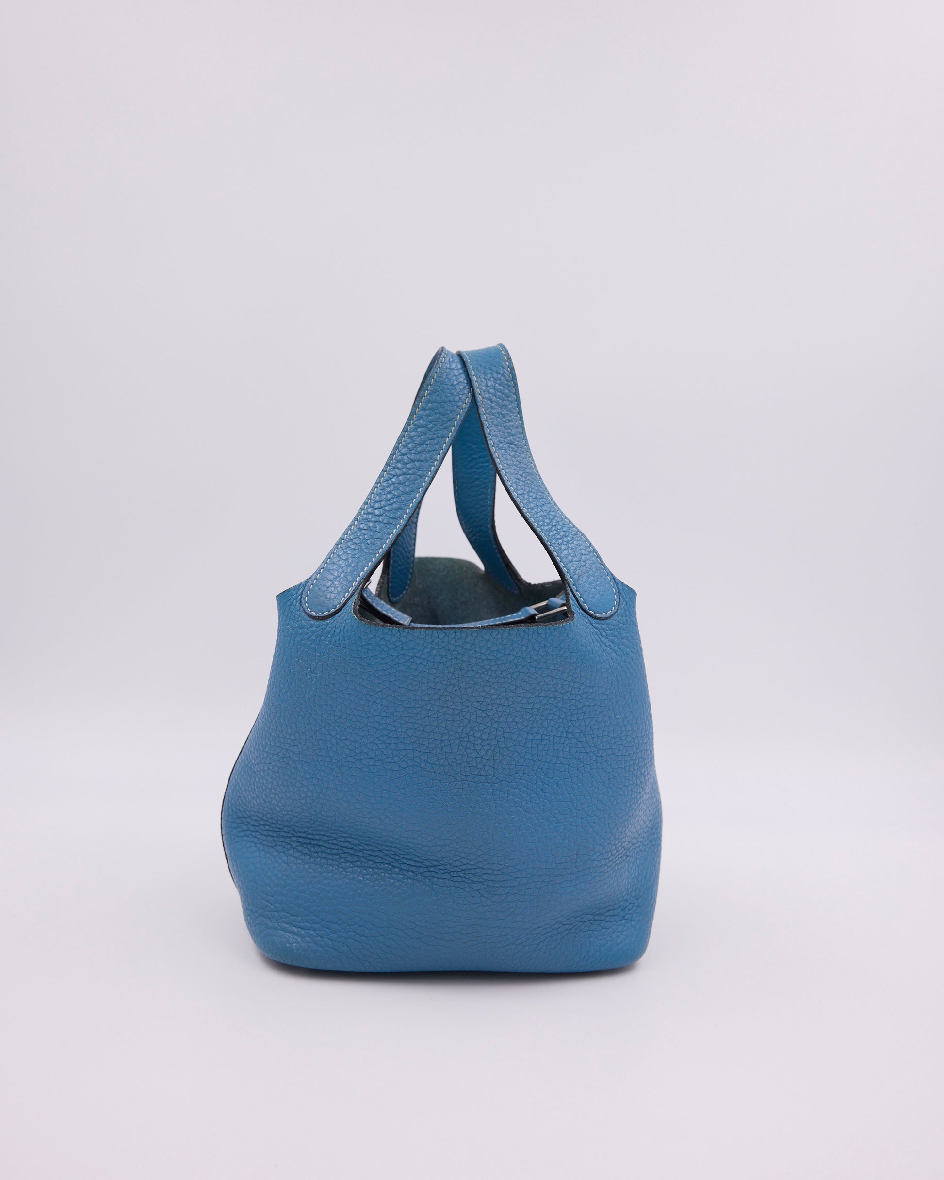 HERMÈS Picotin 18 Clemence Blue Jean PHW blaue Secondhand Designerhandtasche aus Leder