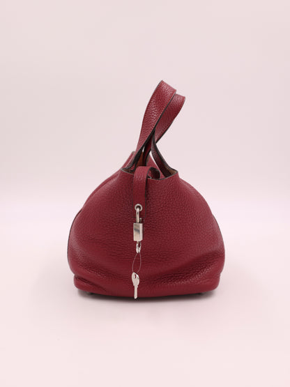 HERMÈS Picotin 18 Lock Clemence Dunklerot PHW