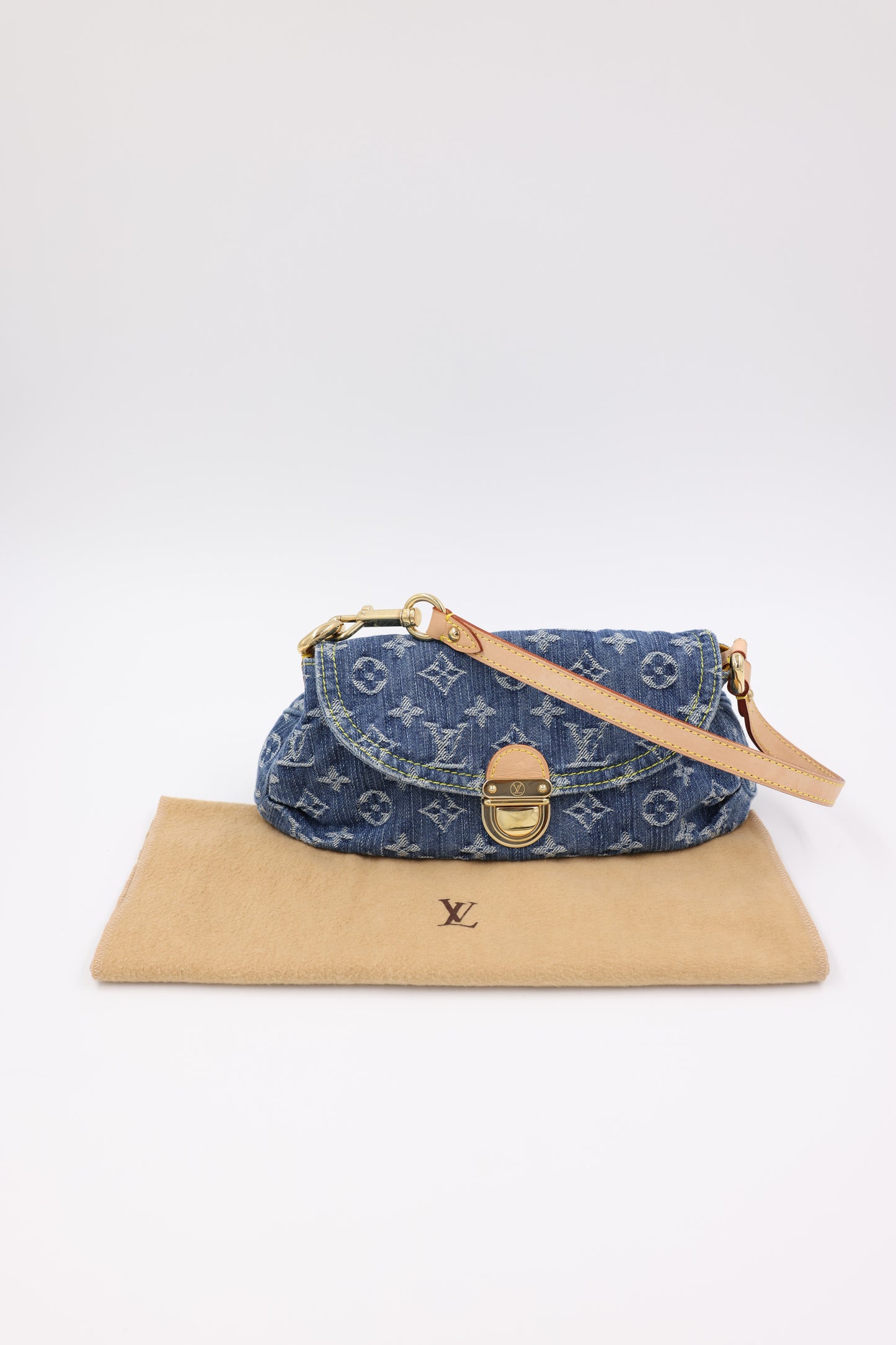 LOUIS VUITTON Mini Pleaty Monogram Denim