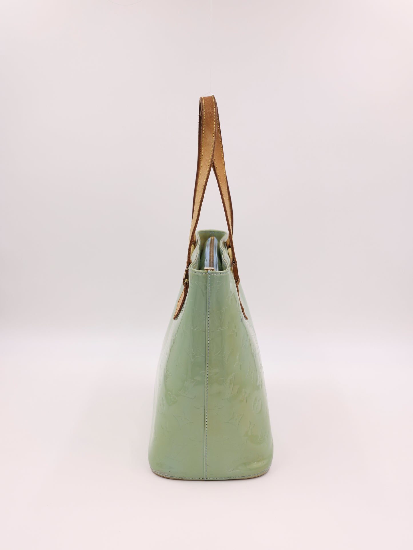 LOUIS VUITTON Houston Monogram Vernis mint