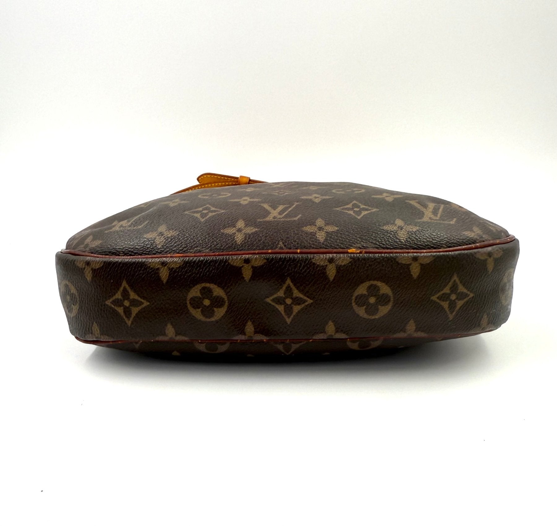 LOUIS VUITTON Odeon PM Monogram Canvas - Clutch & Macarons - CA2049 - Clutch & Macarons - 