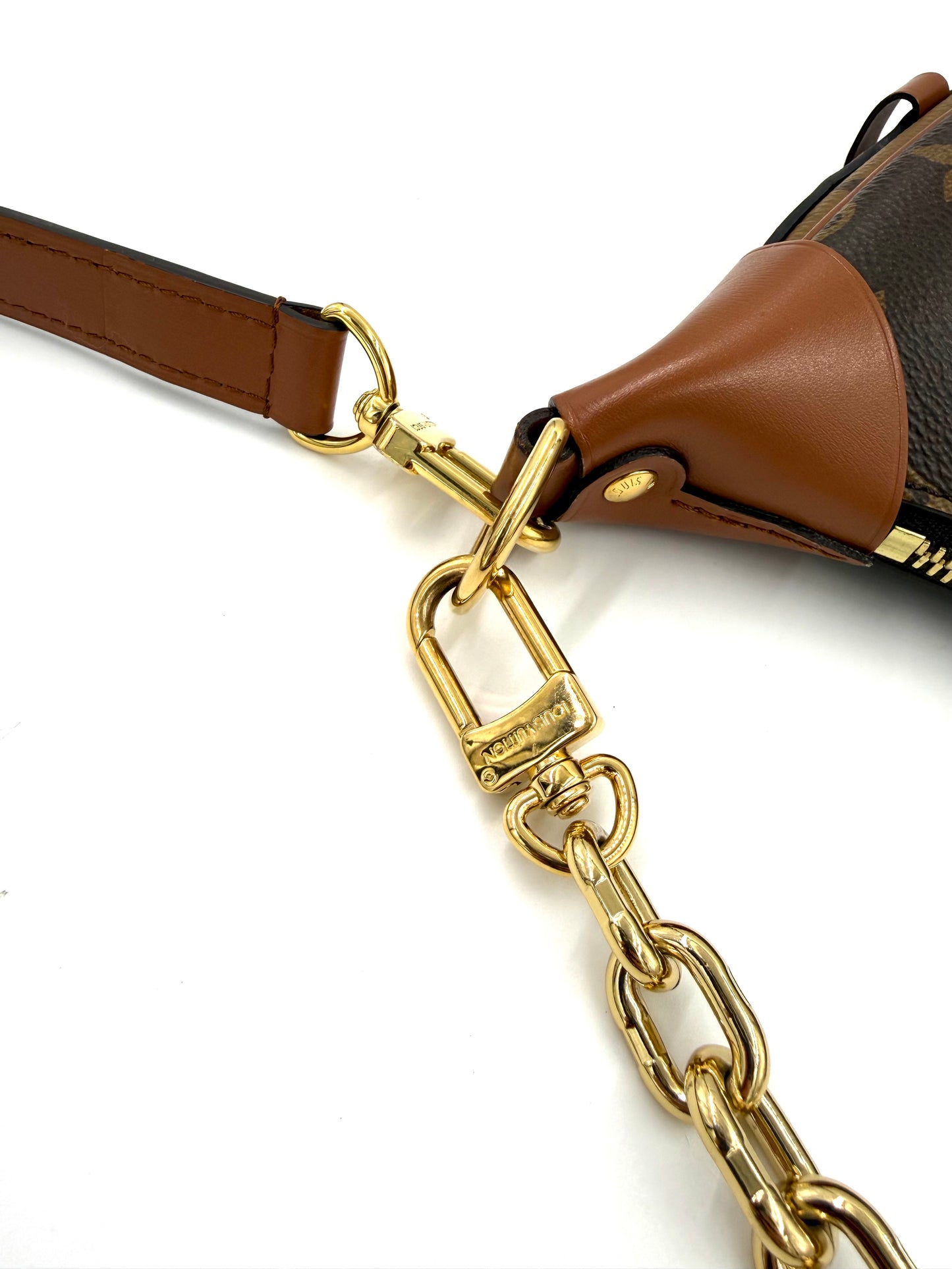 LOUIS VUITTON Loop Hobobag Monogram Canvas