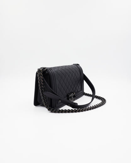 CHANEL Boy Medium Schwarz So Black