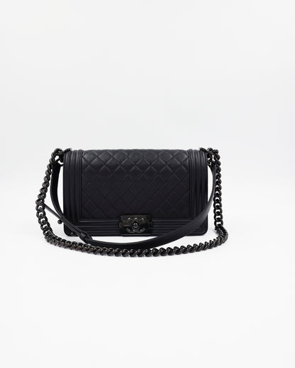 CHANEL Boy Medium Schwarz So Black