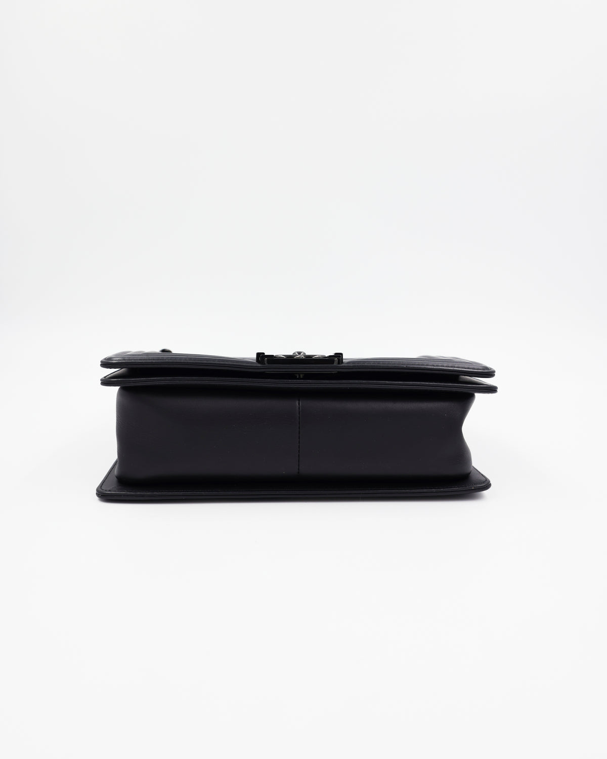 CHANEL Boy Medium Schwarz So Black