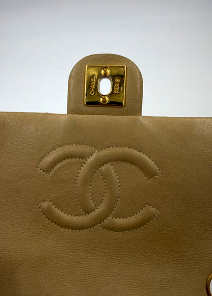 CHANEL Timeless Single Flap Square small beige GHW