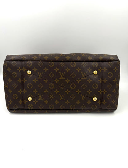 LOUIS VUITTON Artsy MM Monogram Canvas