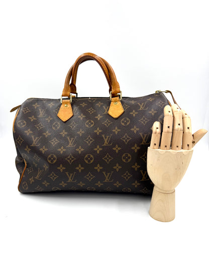 LOUIS VUITTON Speedy 35 Monogram Canvas