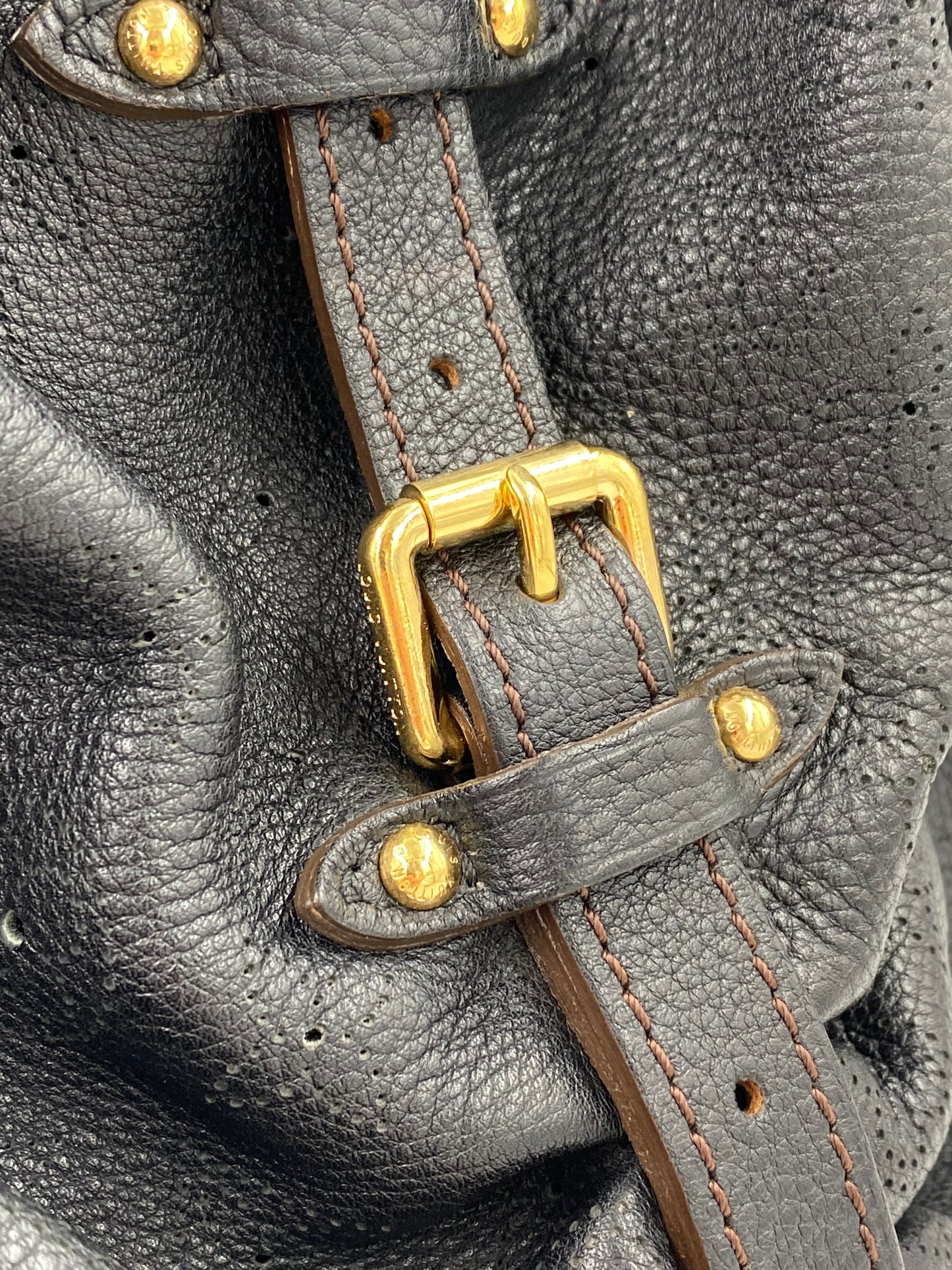 LOUIS VUITTON Mahina XXL schwarz